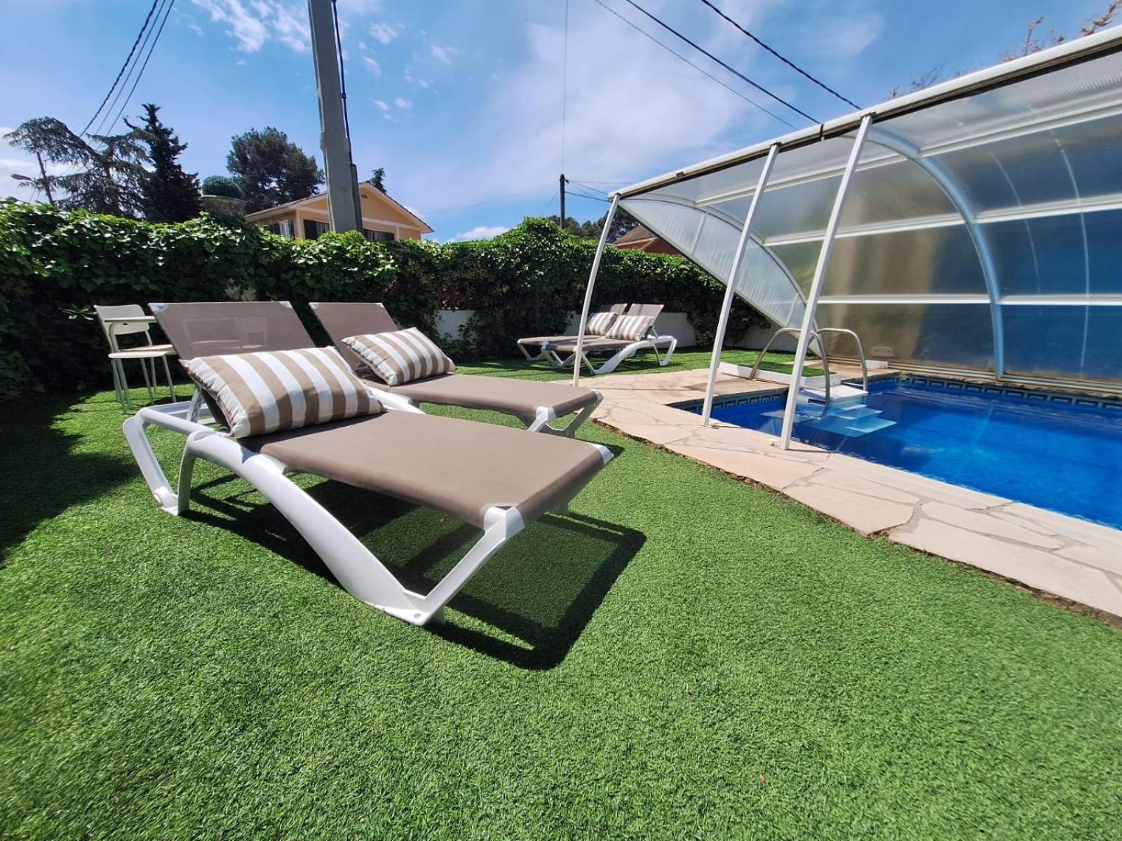 Casa Acogedora Familiar Con Piscina Pallejá Buitenkant foto